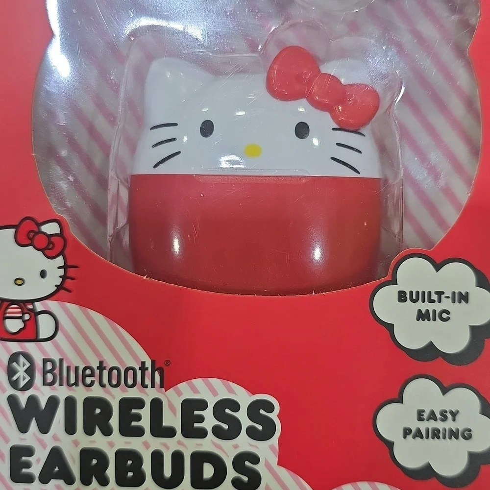 Hello Kitty Bluetooth Wireless Earbuds - Red With Charging Case